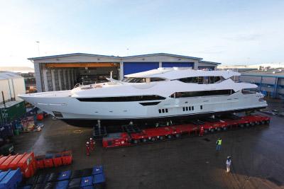 yacht